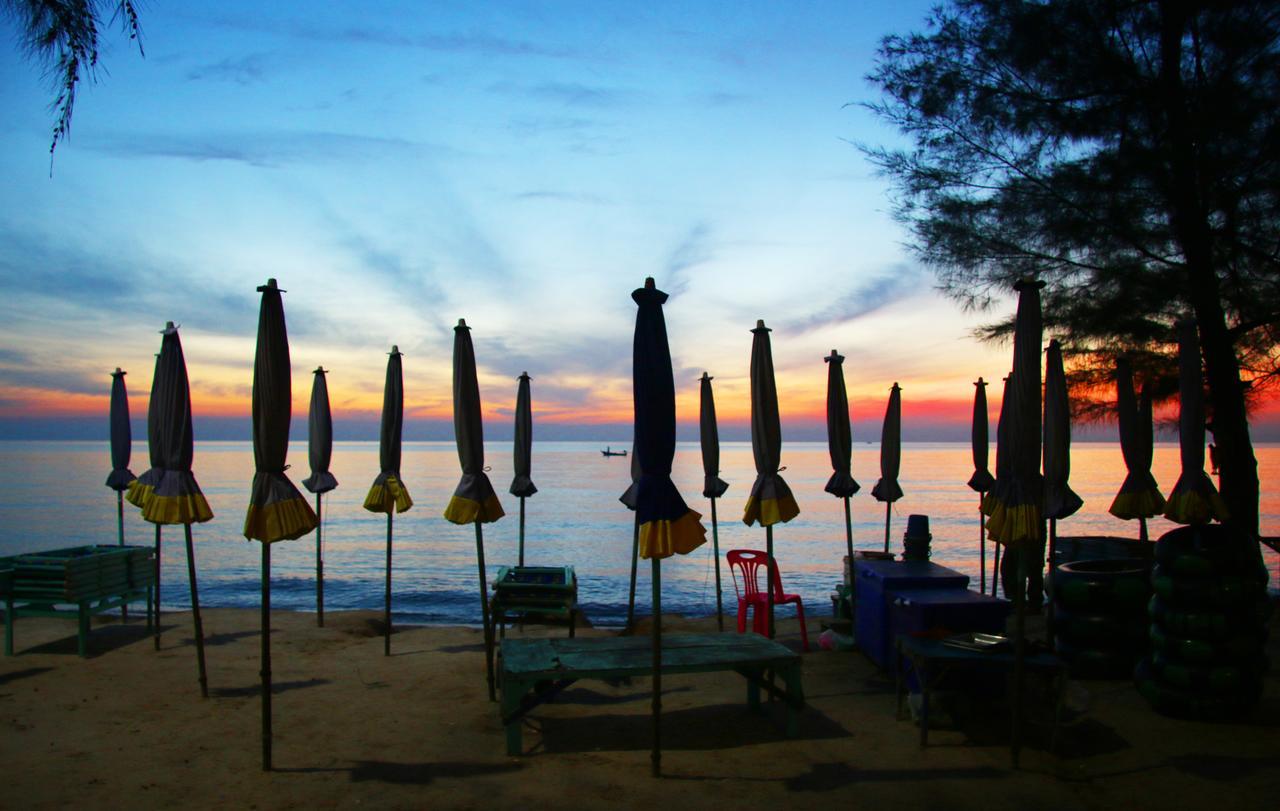The Beach Cha Am Residence Ча Ам Екстериор снимка